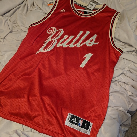 derrick rose christmas jersey